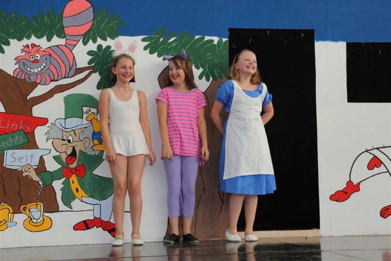 tl_files/Dateien/Fotos/2012 Alice im Maerchenland 14.jpg